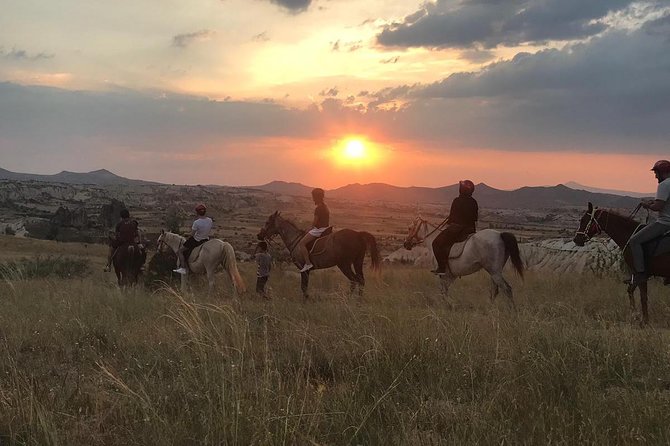 Sunset Horsebackriding-Tour through the Valleys of Cappadocia - Key things to know before you book