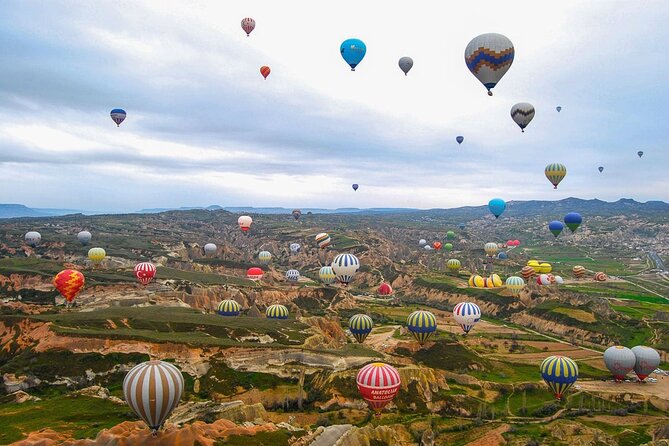 Watching Balloons on Cappadocia Sky(People Have Fear of Heights) - Photo Stops and the Sunrise Moment Over the Fairy Chimneys